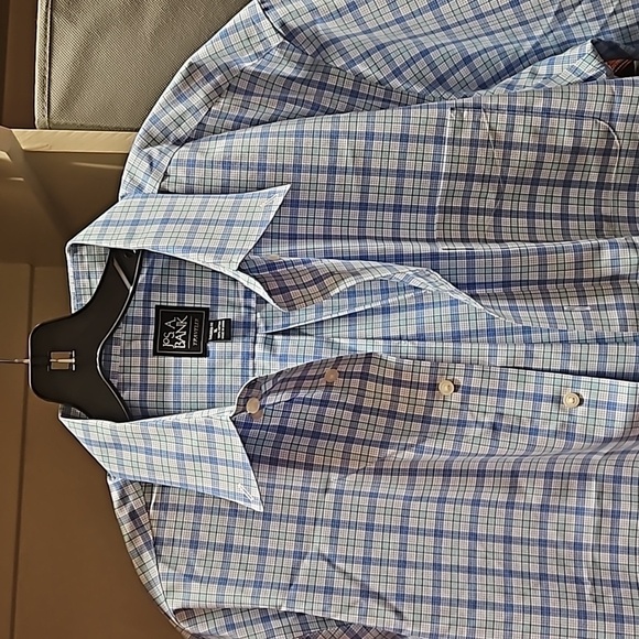 Jos A Bank shirt - Picture 1 of 4